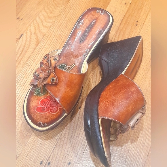 VINTAGE Italian style summer heels summer shoe wooden like style platform sandal - Picture 2 of 3